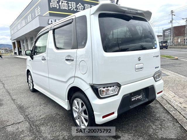 Suzuki WAGON R 2017-02 215904-7