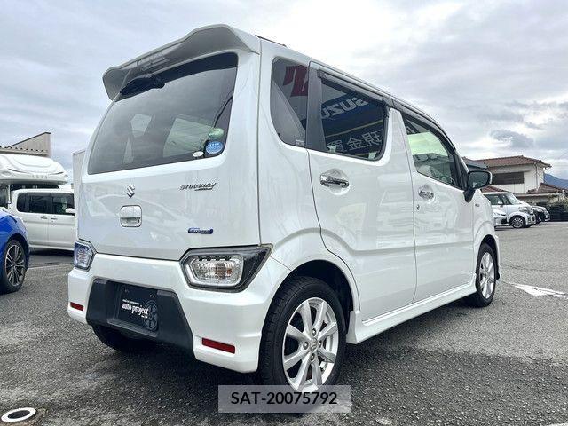 Suzuki WAGON R 2017-02 215904-13