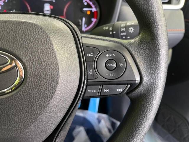 Toyota RAV4 2020-06 188876-7