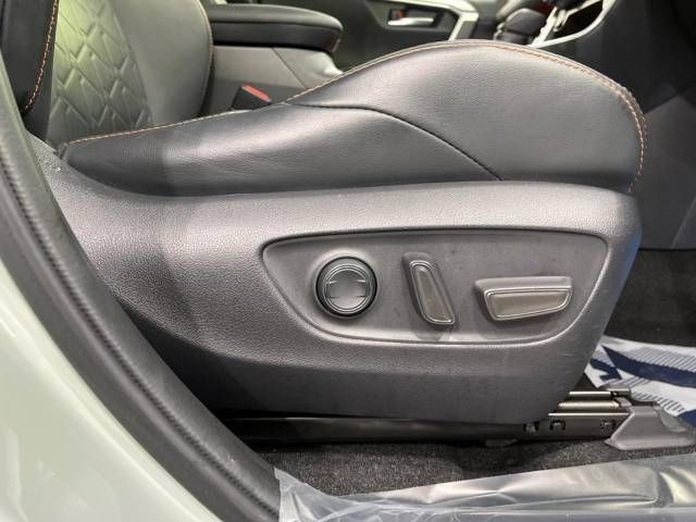 Toyota RAV4 2020-06 188876-6