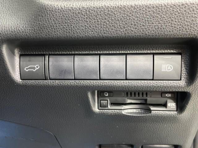 Toyota RAV4 2020-06 188876-5