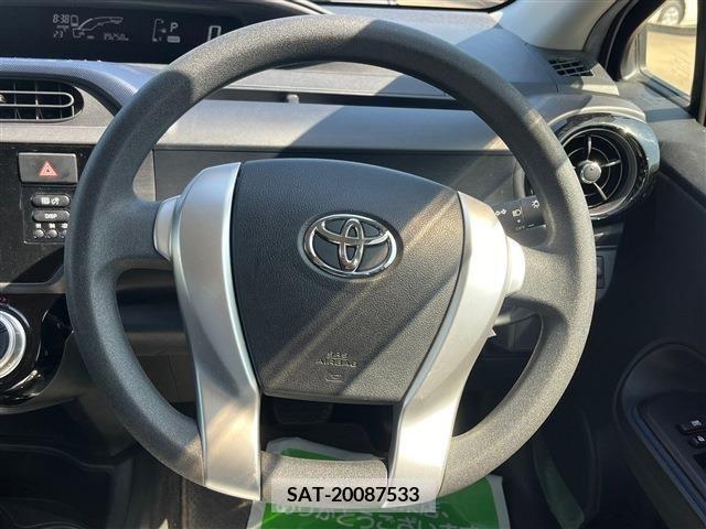 Toyota AQUA 2017-03 260143-19