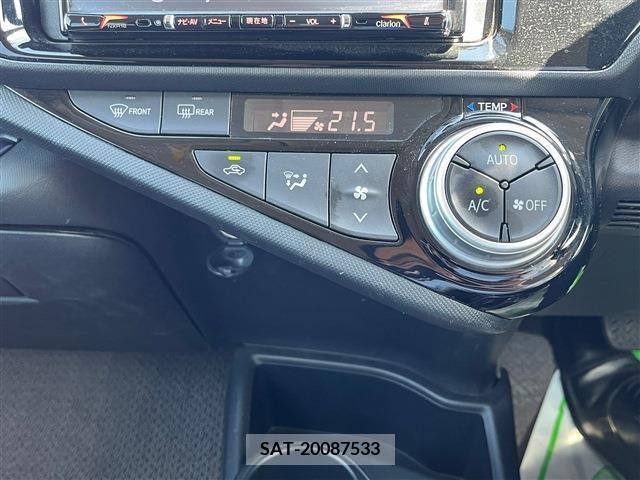 Toyota AQUA 2017-03 260143-18
