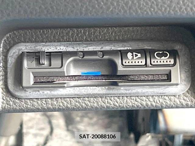 Honda N-VAN 2019-07 307924-3