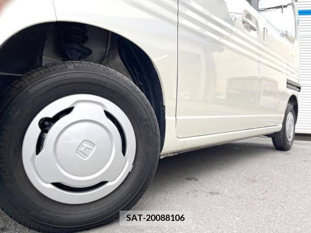 Honda N-VAN 2019-07 307924-12