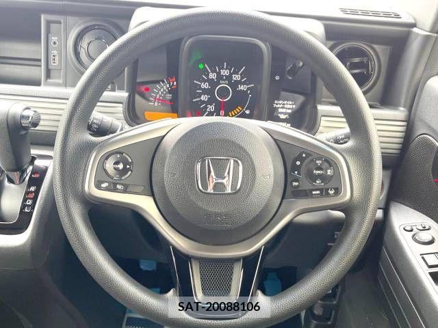 Honda N-VAN 2019-07 307924-11