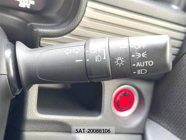 Honda N-VAN 2019-07 307924-7
