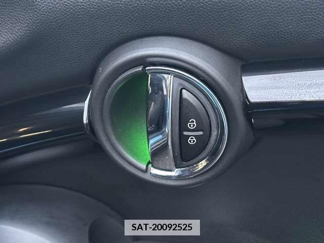 Bmw MINI 2015-06 337159-6