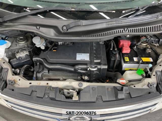 Nissan ROOX 2011-04 251282-18