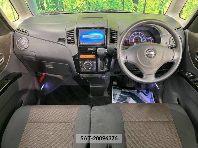 Nissan ROOX 2011-04 251282-1