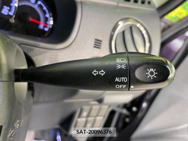 Nissan ROOX 2011-04 251282-6