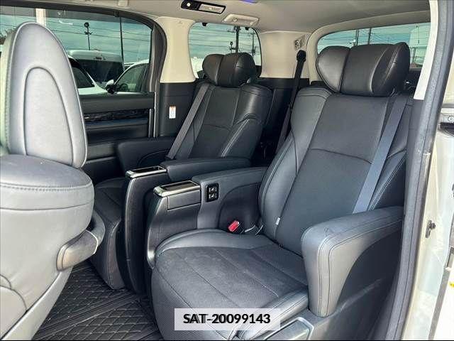 Toyota ALPHARD 2019-05 355533-17