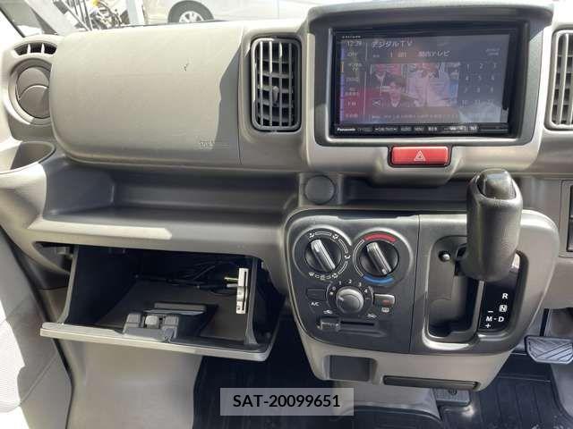 Suzuki EVERY 2015-09 372545-14
