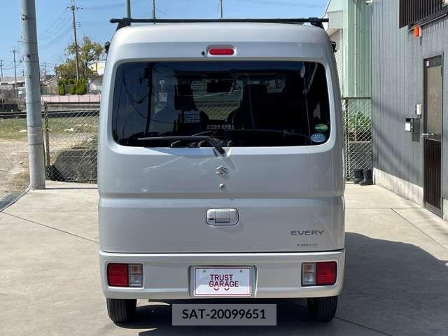 Suzuki EVERY 2015-09 372545-4