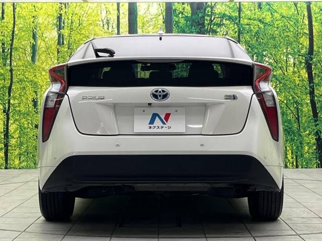 Toyota PRIUS 2017-01 28740-15