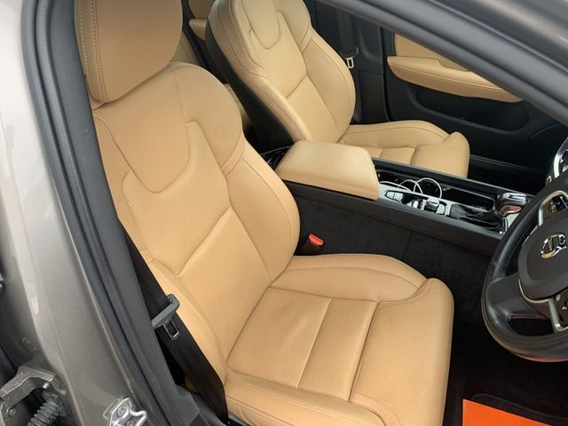 Volvo S60 2019-11 11992-26