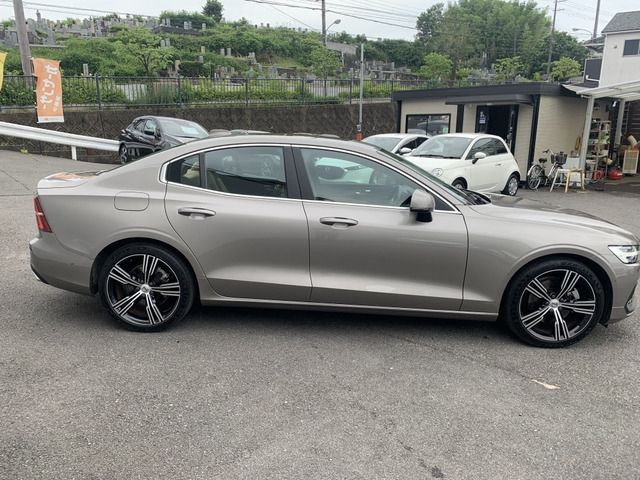 Volvo S60 2019-11 11992-6