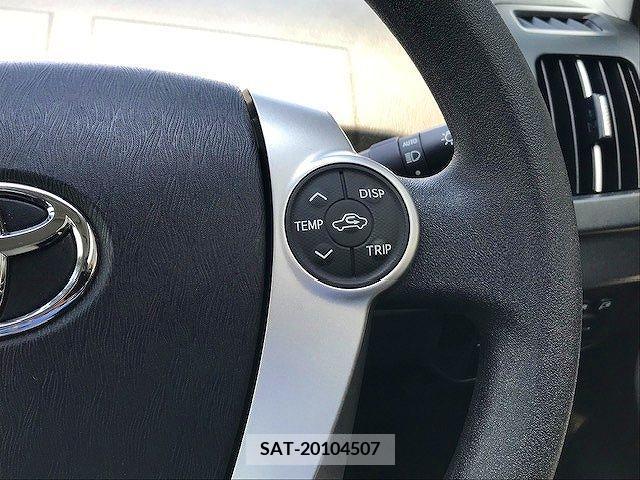 Toyota PRIUS 2013-04 281783-11