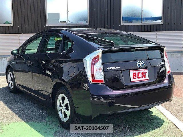 Toyota PRIUS 2013-04 281783-8