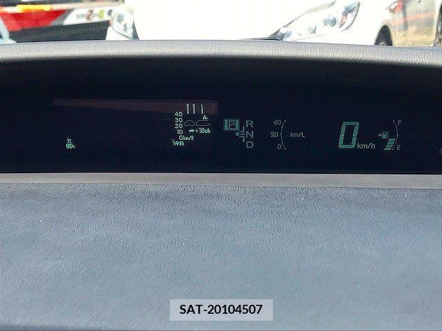 Toyota PRIUS 2013-04 281783-7