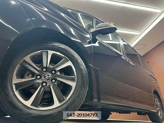 Toyota VOXY 2019-04 332163-18
