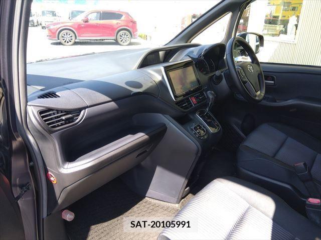 Toyota NOAH 2015-01 365089-11