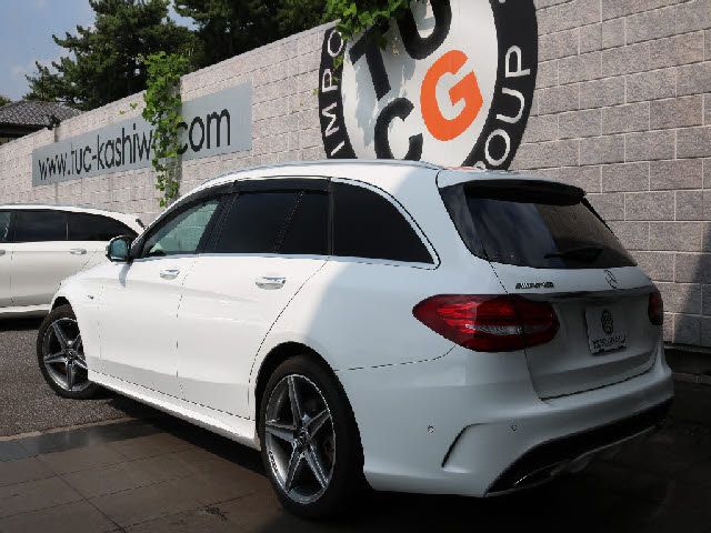 Mercedes Benz C-CLASS 2017-10 22050-12
