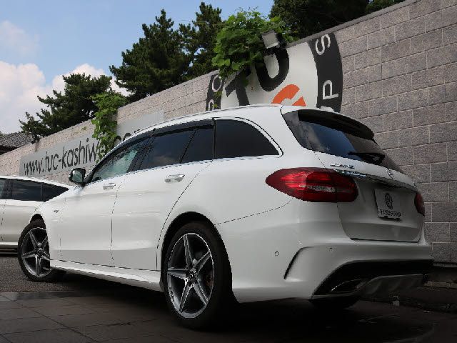 Mercedes Benz C-CLASS 2017-10 22050-2