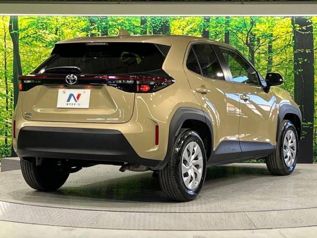Toyota YARIS CROSS 2023-03 181440-16