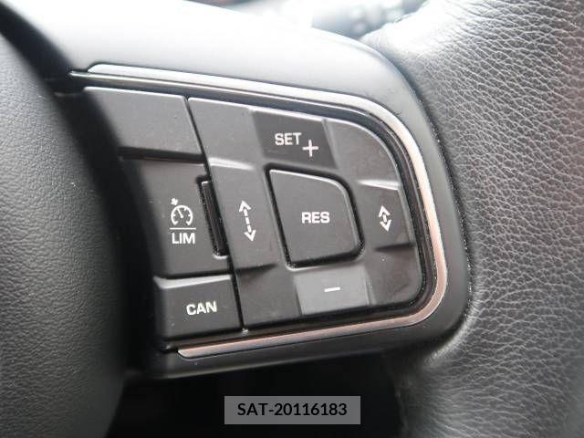 Jaguar E-PACE 2019-05 315766-4