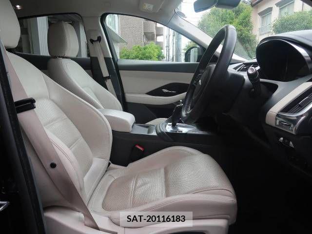 Jaguar E-PACE 2019-05 315766-12