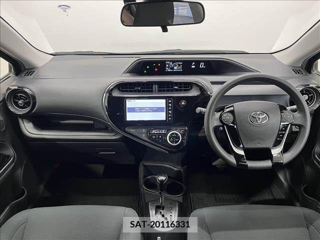 Toyota AQUA 2018-11 260176-1