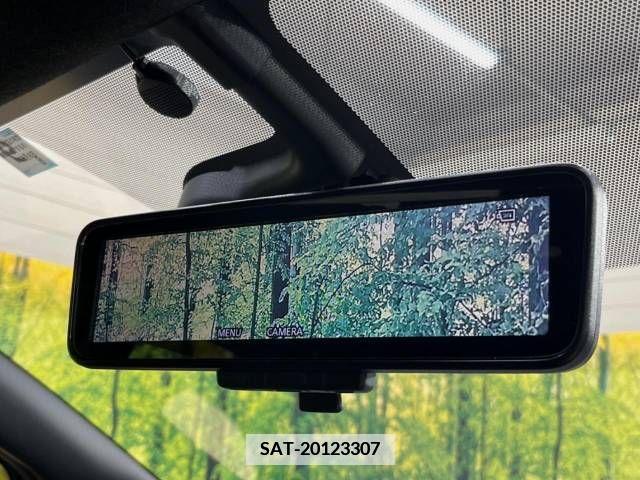 Nissan NOTE 2017-08 349124-6