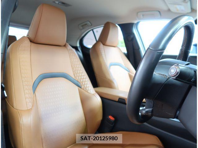 Lexus UX 2019-08 388249-27