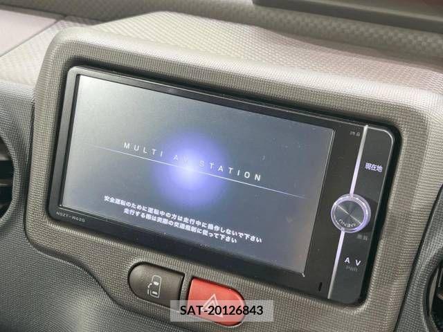 Toyota SPADE 2013-05 313672-3