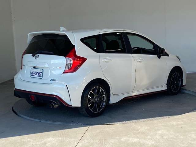Nissan NOTE 2014-12 182570-10