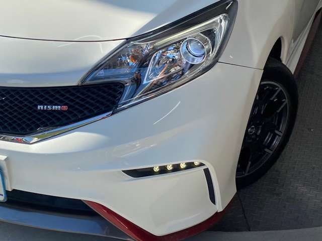 Nissan NOTE 2014-12 182570-5