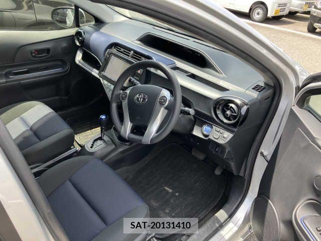 Toyota AQUA 2015-07 292192-1