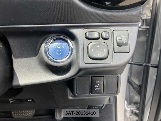 Toyota AQUA 2015-07 292192-6