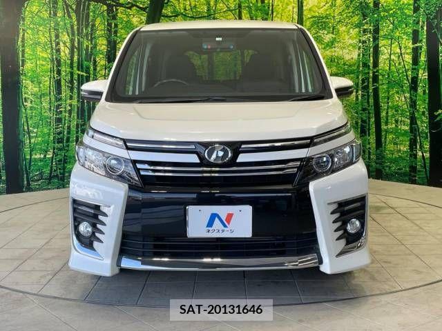 Toyota VOXY 2014-04 348012-14