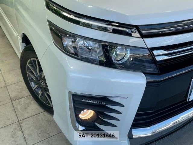 Toyota VOXY 2014-04 348012-12