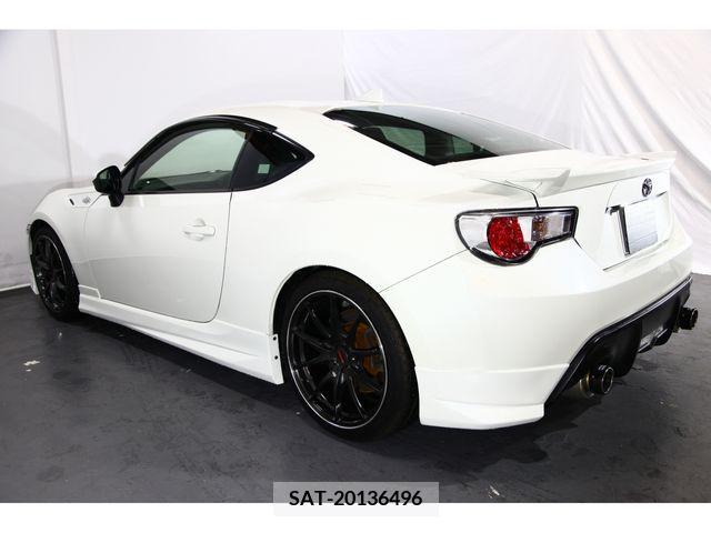 Toyota 86 2015-05 321175-10