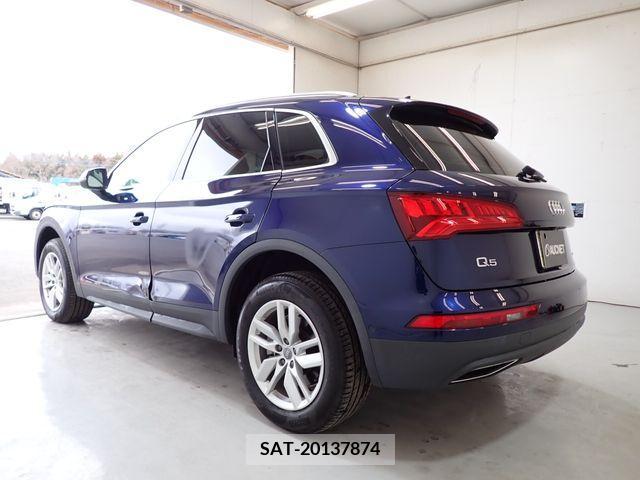 Audi Q5 2019-06 213081-2