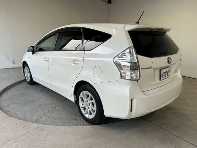 Toyota PRIUS ALPHA 2011-12 191865-8