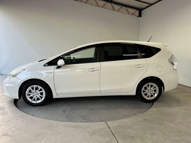 Toyota PRIUS ALPHA 2011-12 191865-7