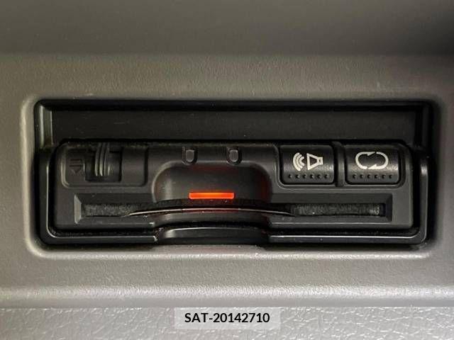 Nissan NV350 Caravan 2016-10 345134-4