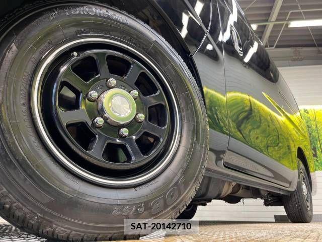 Nissan NV350 Caravan 2016-10 345134-13