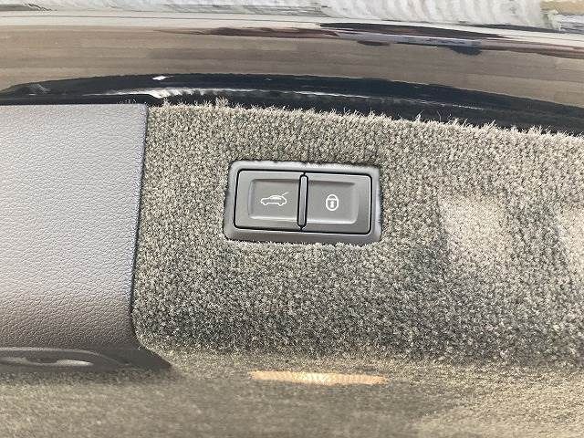 Bentley BENTAYGA 2016-09 22030-8