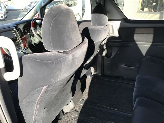 Toyota VELLFIRE 2010-11 193569-13