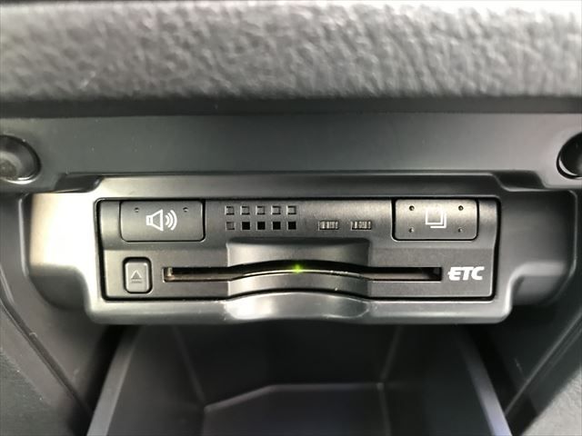 Toyota VELLFIRE 2010-11 193569-23